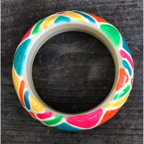 Chunky Domed 1980s Multicolor Neon Plaid Lucite Bangle Bracelet Glows in UV - Picture 7 of 7